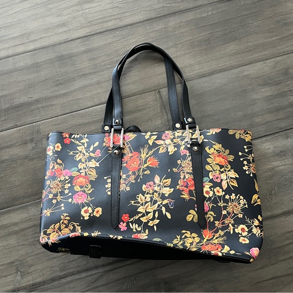 Disney AliceThrough the Looking Glass Collection Coleen Atwood Tote - Picture 5 of 10